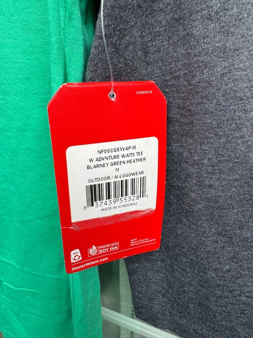 Y💐The North Face Green Raglan 'Adventure Awaits' Tee with Black Sleeves - Picture 5 of 5